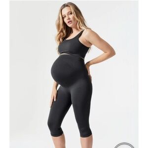 Blanqi Maternity Belly Support Crop Leggings